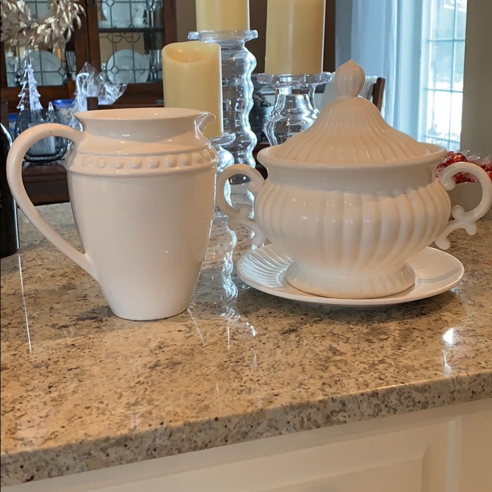 Matching ceramic pitcher and tureen